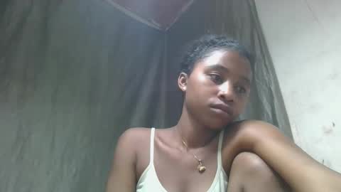 mamieriela online show from 04-12-26, 10:37