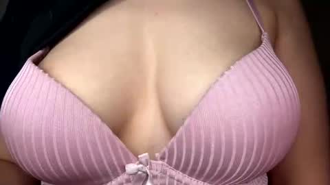 mamiilatina2500 online show from 05-31-26, 08:43