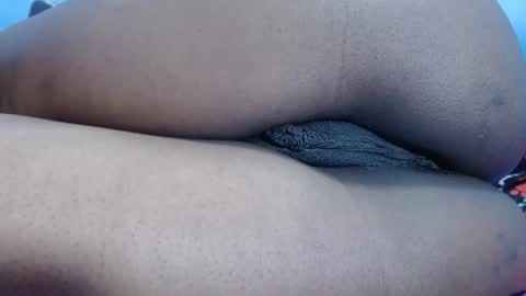 cristal online show from 02-20-25, 08:17