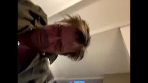Snapshot of man38110 chatting on 05-29-26, 07:34 man38110 online show from 05-29-26, 07:34