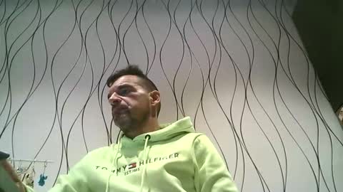 Snapshot of man_from_geaven chatting on 10-10-25, 10:25 man_from_geaven online show from 10-10-25, 10:25