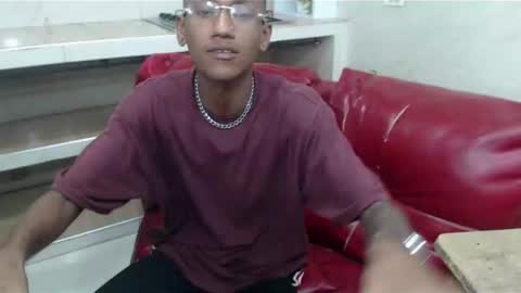 Snapshot of man_san11 chatting on 01-31-25, 04:17 man_san11 online show from 01-31-25, 04:17