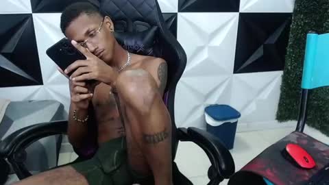 Snapshot of man_san11 chatting on 03-10-25, 05:39 man_san11 online show from 03-10-25, 05:39