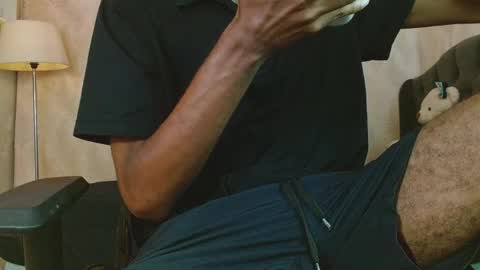 Snapshot of man_san11 chatting on 09-29-25, 06:13 man_san11 online show from 09-29-25, 06:13