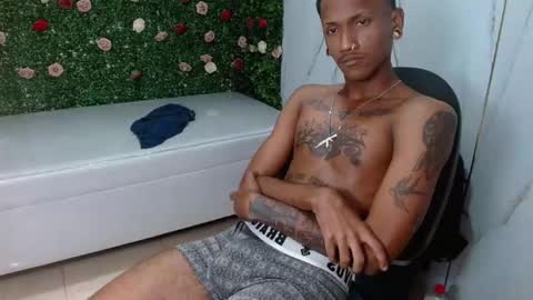 Snapshot of man_san11 chatting on 12-13-25, 07:53 man_san11 online show from 12-13-25, 07:53