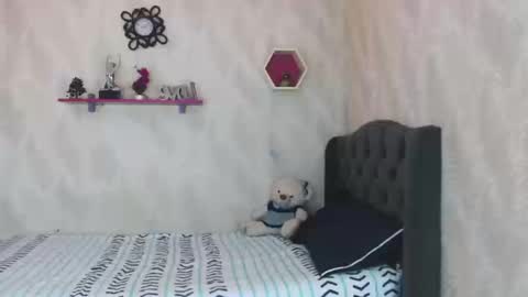 man_sant11 online show from 09-08-25, 03:00