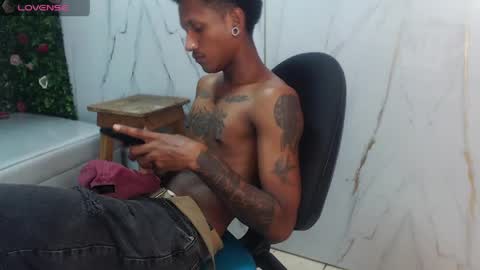 man_sant11 online show from 04-18-26, 07:58