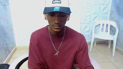 Snapshot of man_sant11 chatting on 05-20-26, 03:40 man_sant11 online show from 05-20-26, 03:40