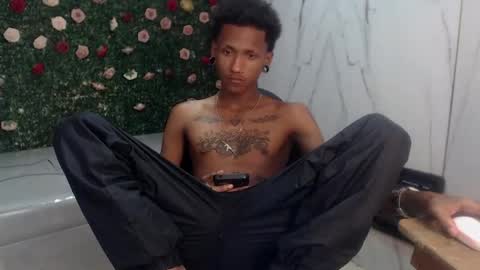 Snapshot of man_sant11 chatting on 05-22-26, 04:56 man_sant11 online show from 05-22-26, 04:56