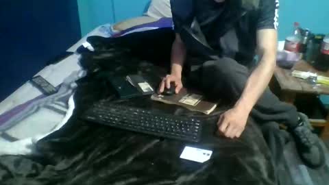 Snapshot of man_uel76 chatting on 12-23-25, 03:59 man_uel76 online show from 12-23-25, 03:59