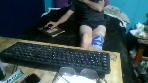 Snapshot of man_uel76 chatting on 01-09-26, 07:33 man_uel76 online show from 01-09-26, 07:33