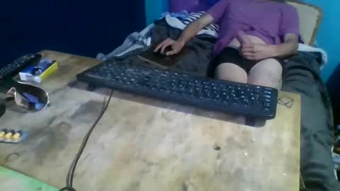 Snapshot of man_uel76 chatting on 03-17-26, 09:34 man_uel76 online show from 03-17-26, 09:34