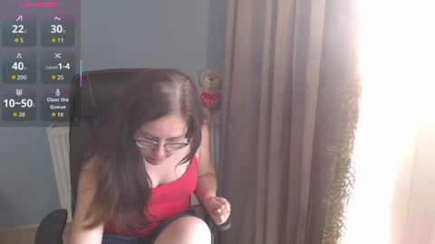 Snapshot of mandarinka28 chatting on 07-20-26, 12:51 mandarinka28 online show from 07-20-26, 12:51