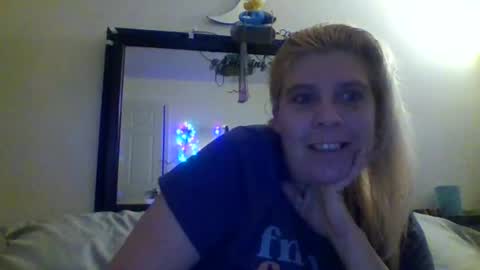 Snapshot of mandilube39 chatting on 02-14-25, 08:52 mindy22 online show from 02-14-25, 08:52