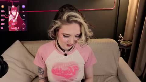 Luna online show from 03-12-26, 09:32