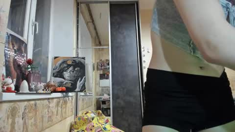 Snapshot of mandyshine chatting on 11-26-25, 05:14 Mandy online show from 11-26-25, 05:14