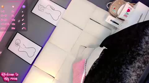 Snapshot of manellyksparklee chatting on 10-30-25, 04:19 manellyksparklee online show from 10-30-25, 04:19