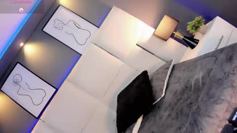 Snapshot of manellyksparklee chatting on 11-24-25, 01:00 manellyksparklee online show from 11-24-25, 01:00