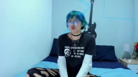 MANELYN  online show from 10-17-25, 03:53