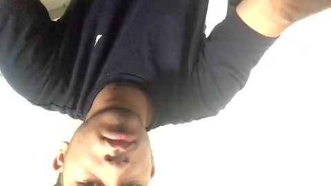 Manguito online show from 09-27-25, 05:18