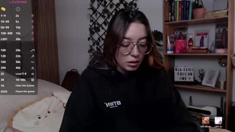 Snapshot of mangxx chatting on 05-18-26, 03:02 Danny online show from 05-18-26, 03:02