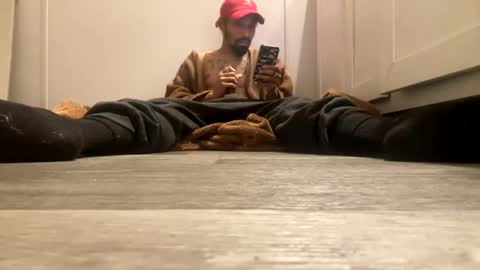 Snapshot of mani4sexy chatting on 12-13-24, 10:30 Mani4sexy online show from 12-13-24, 10:30