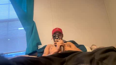 Snapshot of mani4sexy chatting on 02-27-25, 12:45 Mani4sexy online show from 02-27-25, 12:45