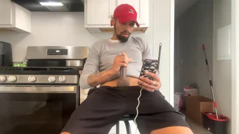 Snapshot of mani4sexy chatting on 02-28-25, 03:26 Mani4sexy online show from 02-28-25, 03:26