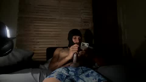 Snapshot of mani4sexy chatting on 09-12-25, 05:18 Mani4sexy online show from 09-12-25, 05:18