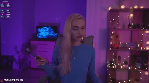 Snapshot of manifreyja chatting on 01-17-25, 09:06 Amelie online show from 01-17-25, 09:06