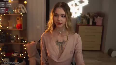 Amelie online show from 10-07-25, 05:43