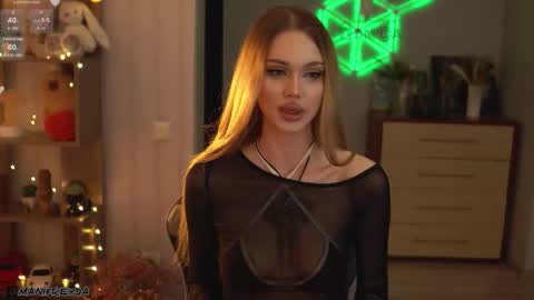 Amelie online show from 10-23-25, 09:57