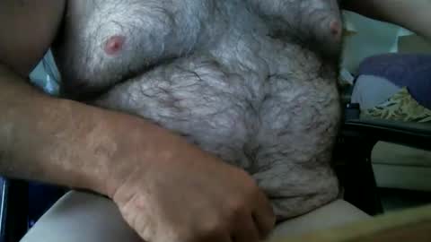 Snapshot of manleg439 chatting on 10-13-25, 09:04 manleg439 online show from 10-13-25, 09:04