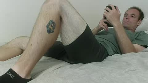Snapshot of manlyman94 chatting on 06-23-26, 05:33 manlyman94 online show from 06-23-26, 05:33
