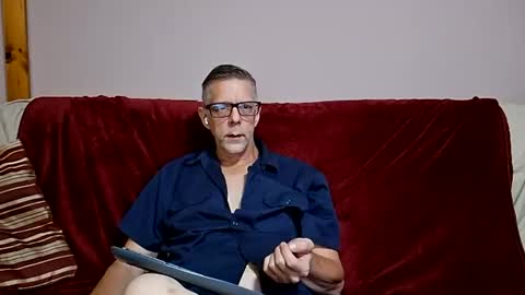 Snapshot of manlymanson chatting on 06-18-26, 06:56 Dickinabox online show from 06-18-26, 06:56