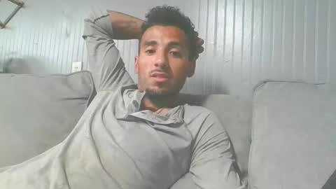 Snapshot of manny574 chatting on 06-08-26, 09:53 manny574 online show from 06-08-26, 09:53
