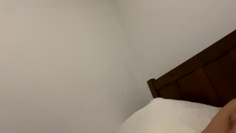 Snapshot of manny6966 chatting on 09-20-25, 04:13 manny6966 online show from 09-20-25, 04:13