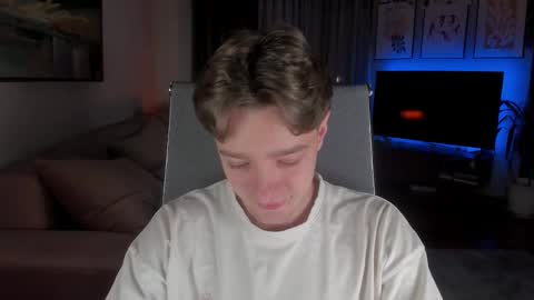 Snapshot of mannyforreal chatting on 01-11-26, 04:01 mannyforreal online show from 01-11-26, 04:01