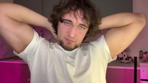 manolein online show from 10-27-25, 03:27