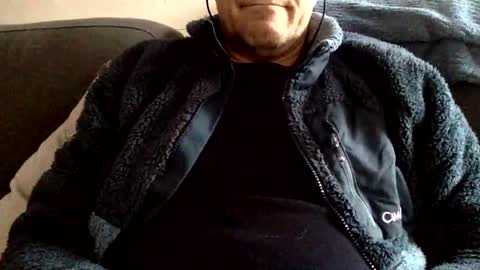 Snapshot of manpower2012 chatting on 12-21-24, 12:38 Manpo online show from 12-21-24, 12:38