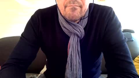 Snapshot of manpower2012 chatting on 12-26-24, 11:54 Manpo online show from 12-26-24, 11:54