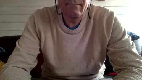 Snapshot of manpower2012 chatting on 02-19-25, 07:06 Manpo online show from 02-19-25, 07:06