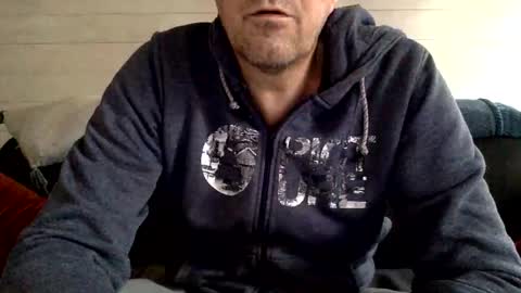 Snapshot of manpower2012 chatting on 09-21-25, 11:23 Manpo online show from 09-21-25, 11:23