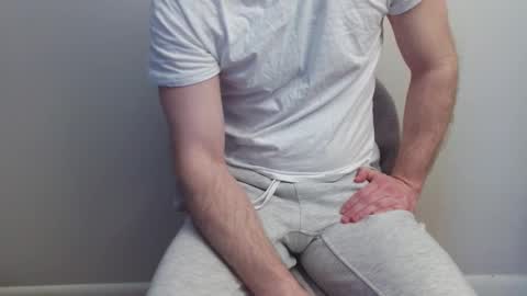 Snapshot of mantoy2000 chatting on 02-13-26, 08:05 mantoy2000 online show from 02-13-26, 08:05