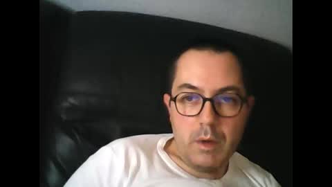 Snapshot of manu5933 chatting on 12-19-24, 06:12 manu5933 online show from 12-19-24, 06:12