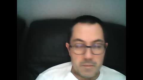 Snapshot of manu5933 chatting on 01-07-25, 01:14 manu5933 online show from 01-07-25, 01:14