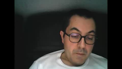 Snapshot of manu5933 chatting on 01-08-25, 01:20 manu5933 online show from 01-08-25, 01:20