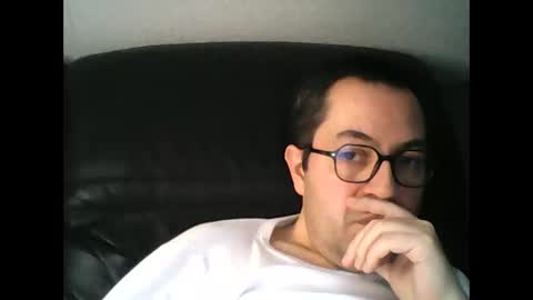 Snapshot of manu5933 chatting on 01-29-25, 03:37 manu5933 online show from 01-29-25, 03:37