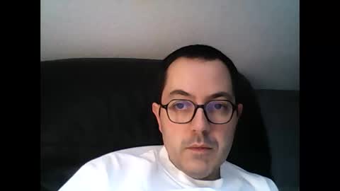 Snapshot of manu5933 chatting on 02-18-25, 01:00 manu5933 online show from 02-18-25, 01:00