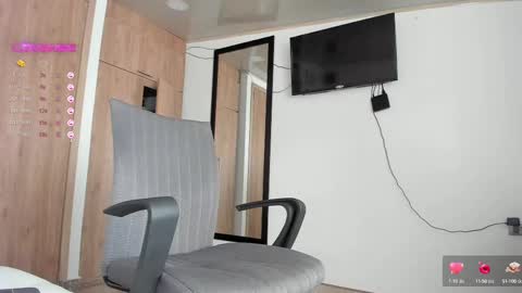 Snapshot of manucute_23_ chatting on 02-26-25, 05:39 manucute 23 online show from 02-26-25, 05:39